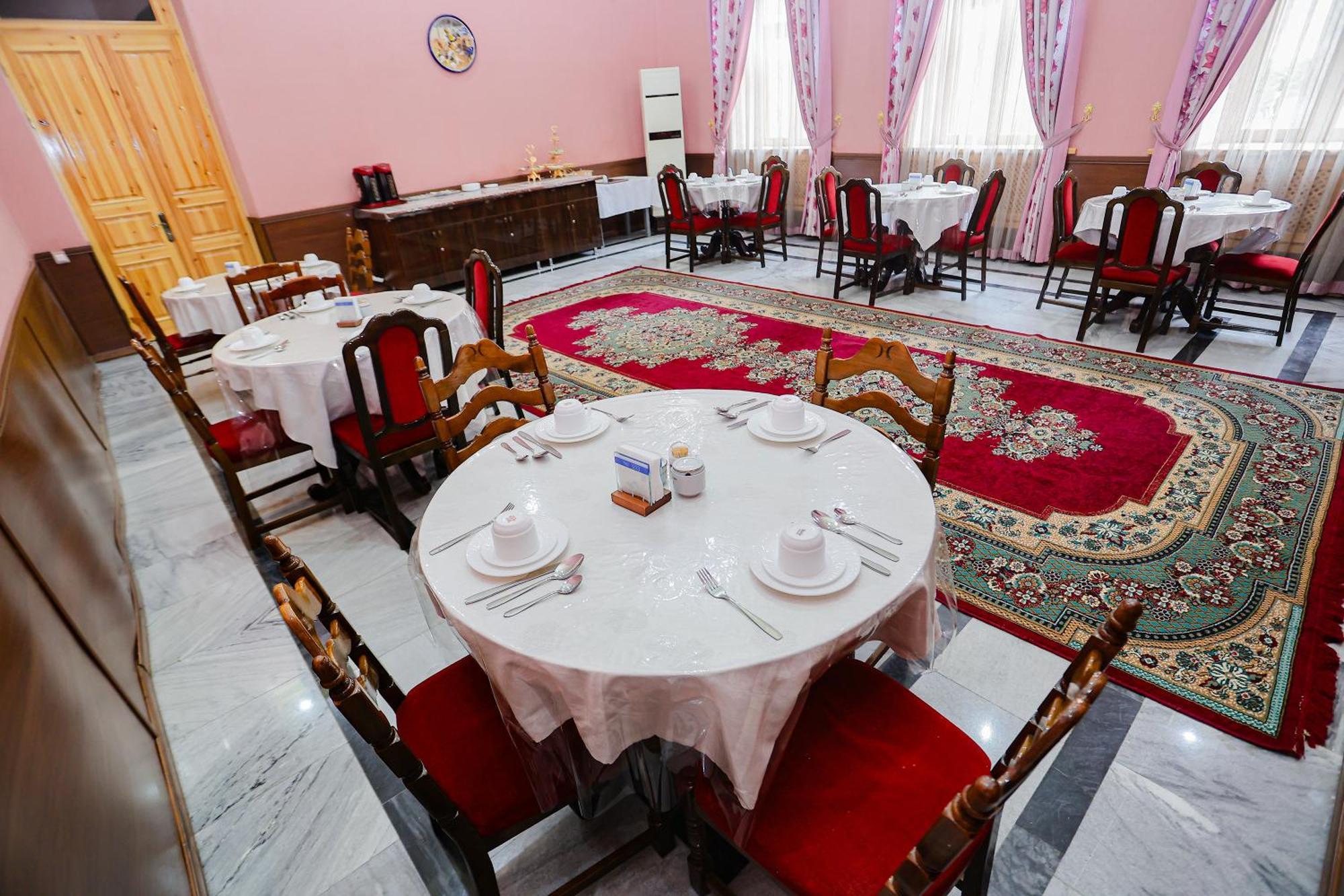 Hotel Yangi Sharq Samarkand Exteriér fotografie